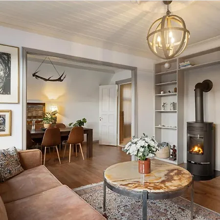 Charming And Classic Апартаменты *