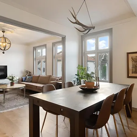 Apartment Charming And Classic Stavanger