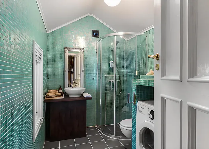 Apartment Charming And Classic